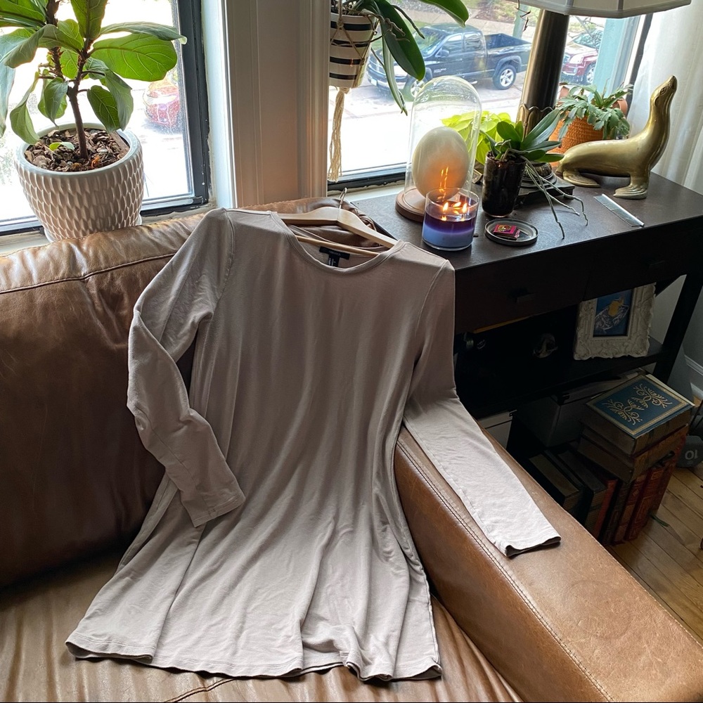 Forever21 + Long Sleeved + Tan Loose Fit Dress+ XL